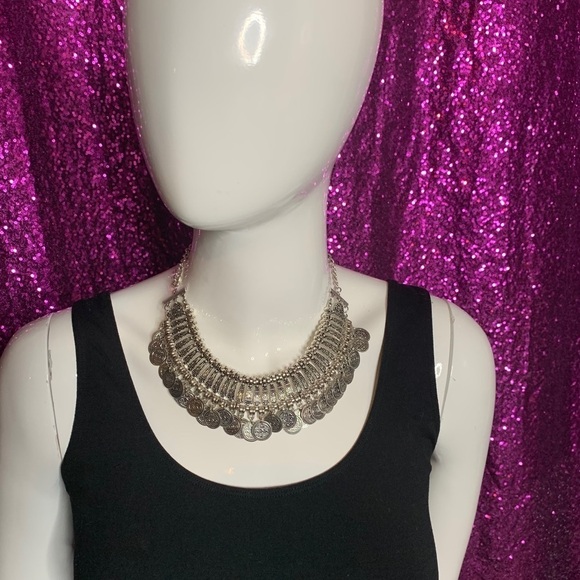 STATEMENT necklace - Picture 3 of 4